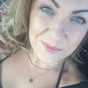 Meet your Posher, Rita